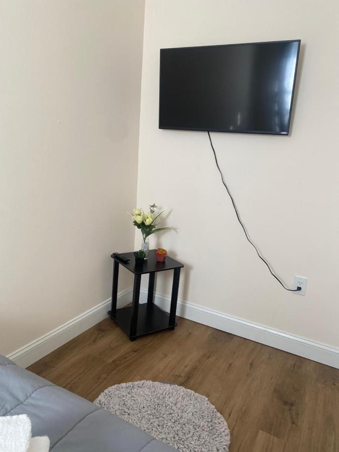 Private Room In South Philly Near Arenas! Philadelphia Exterior foto